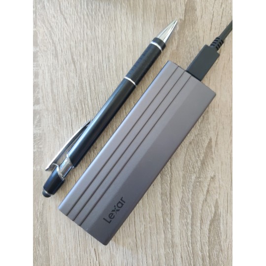 Disque externe SSD NVMe – Ultra rapide, fiable et compact (512 Go)