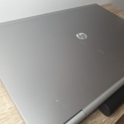 HP EliteBook - 15 pouces - Linux