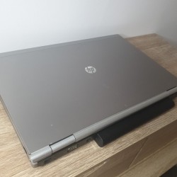 HP EliteBook - 15 pouces - Linux